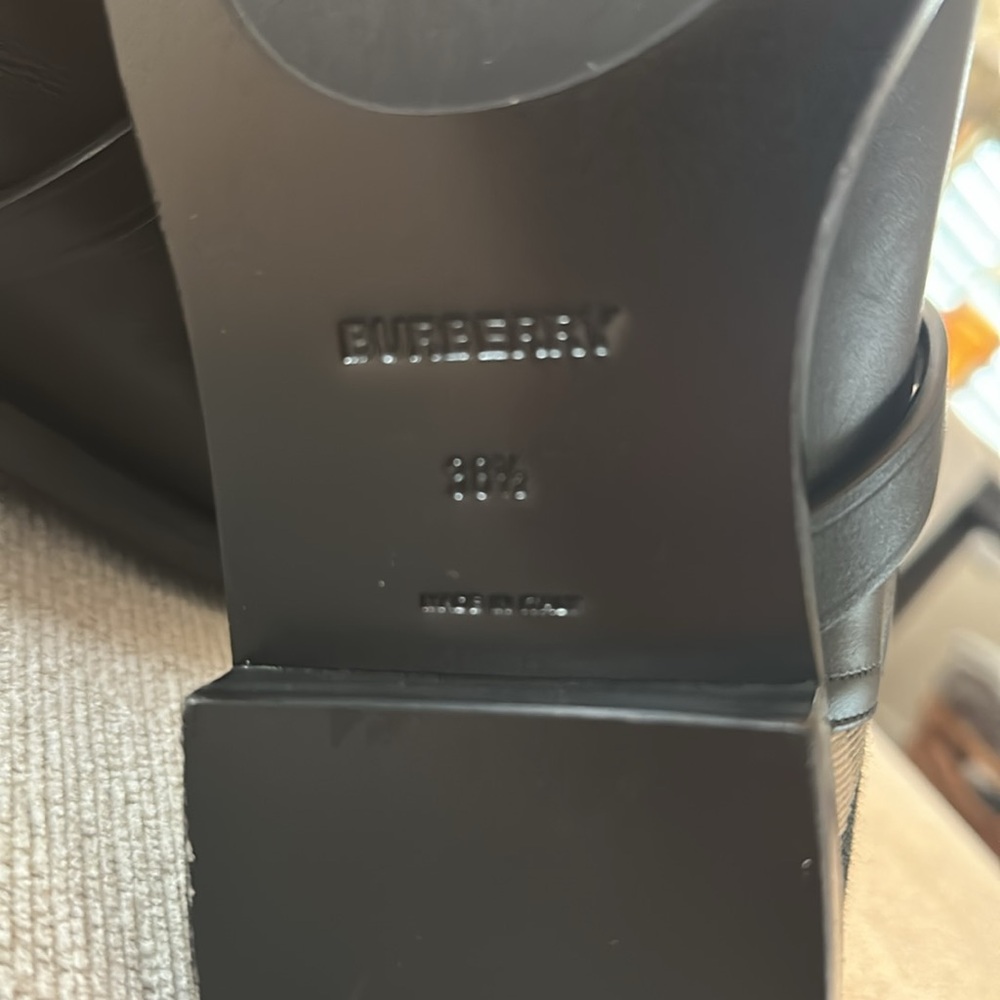 NWOT Burberry Women’s Check and Leather Boots 🇬🇧 - Picture 4 of 9